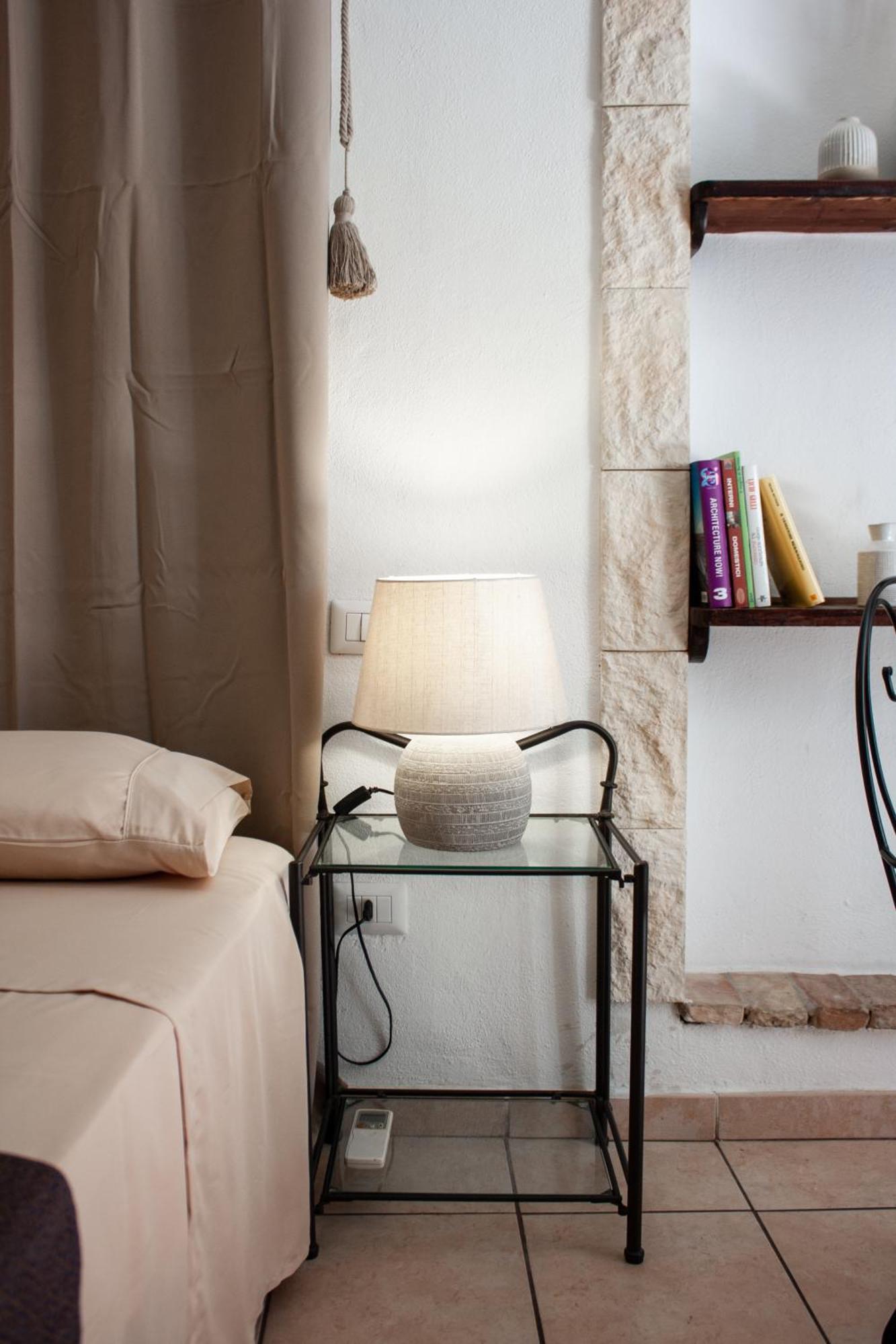 Castello'S Rooms Cagliari Buitenkant foto